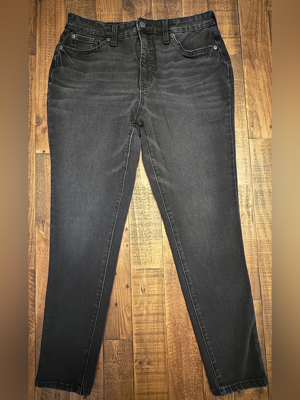 Time and Tru Women’s Size 10 High Rise Curvy Black Jeans